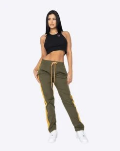 EPTM WOMEN NYLON BASIC TRACK PANTS-OLIVE/KHAKI