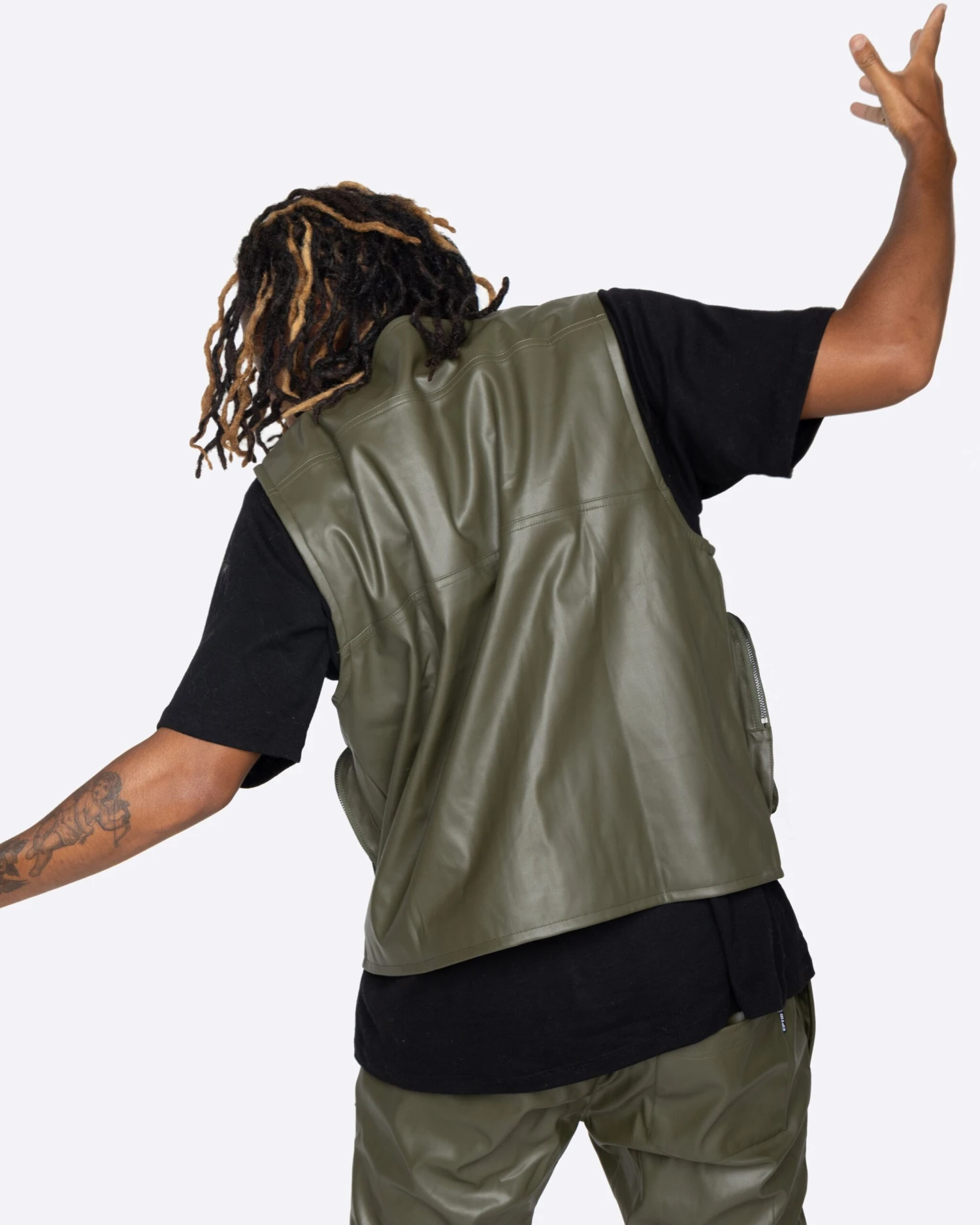 EPTM GOPACHI VEST-OLIVE 2 EPTM GOPACHI VEST-OLIVE - Image 2