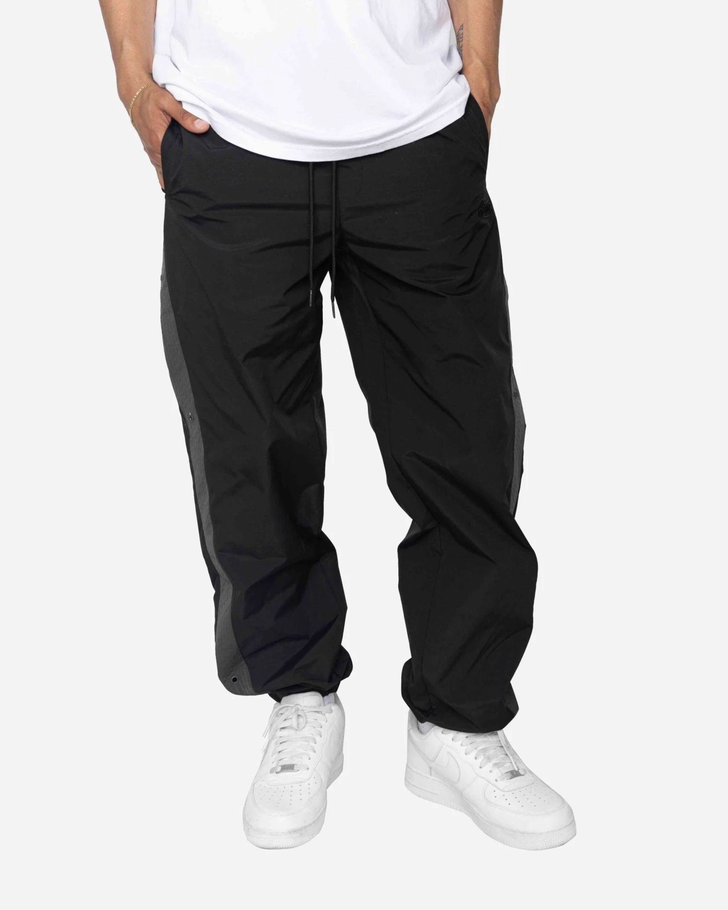 EPTM MAVEN JOGGERS-BLACK 1 EPTM MAVEN JOGGERS-BLACK