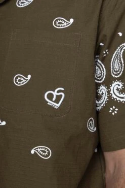 EPTM X PASCAL VINTAGE PAISLEY SHIRT-OLIVE -EPTM buck4