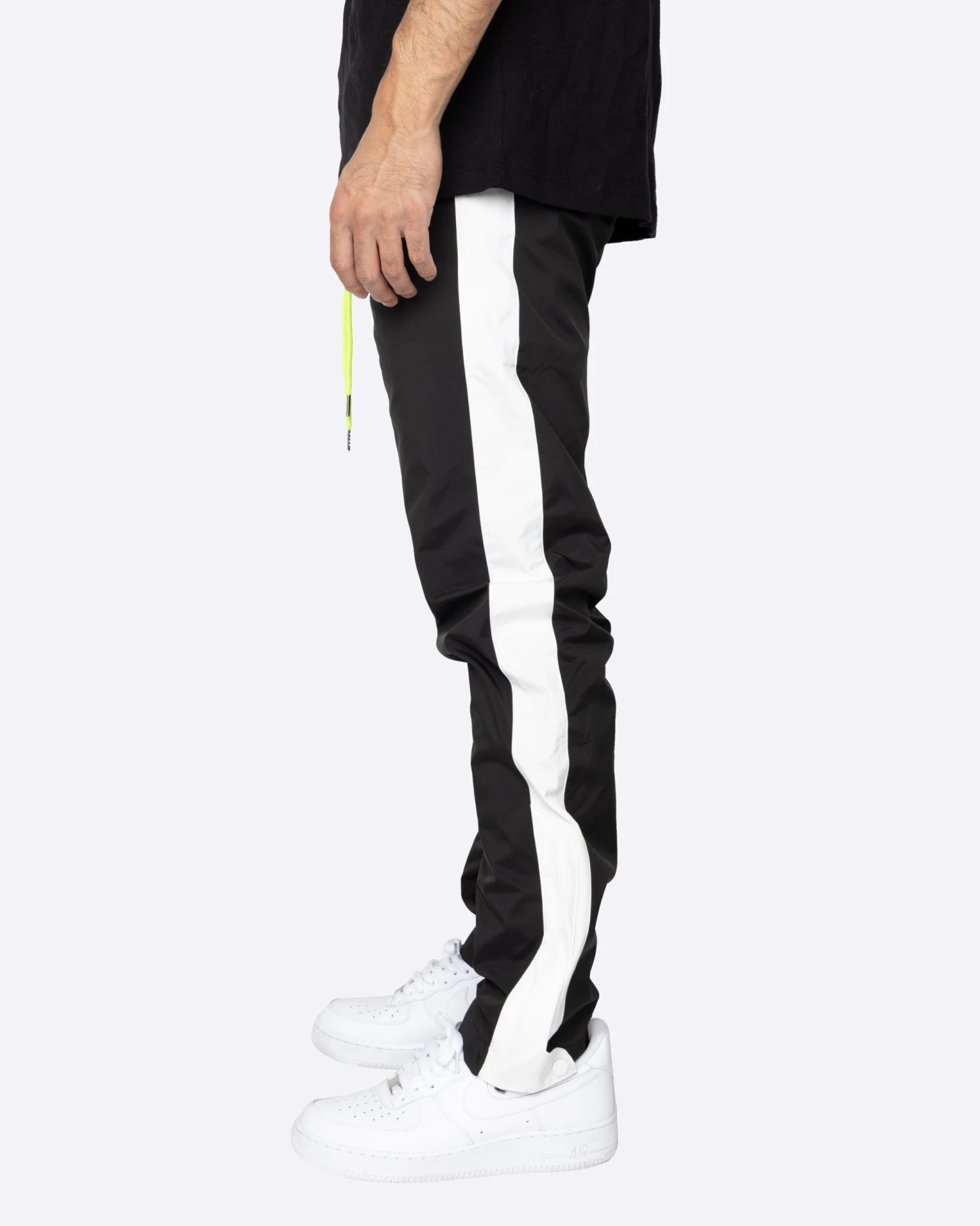 EPTM NYLON BASIC TRACK PANTS- BLACK/WHITE 1 EPTM NYLON BASIC TRACK PANTS- BLACK/WHITE